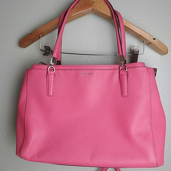 Coach Handbags - 💥 tonight only 💥Coach Purse